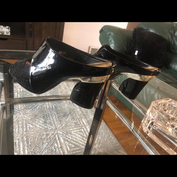 High heels - Picture 3 of 6